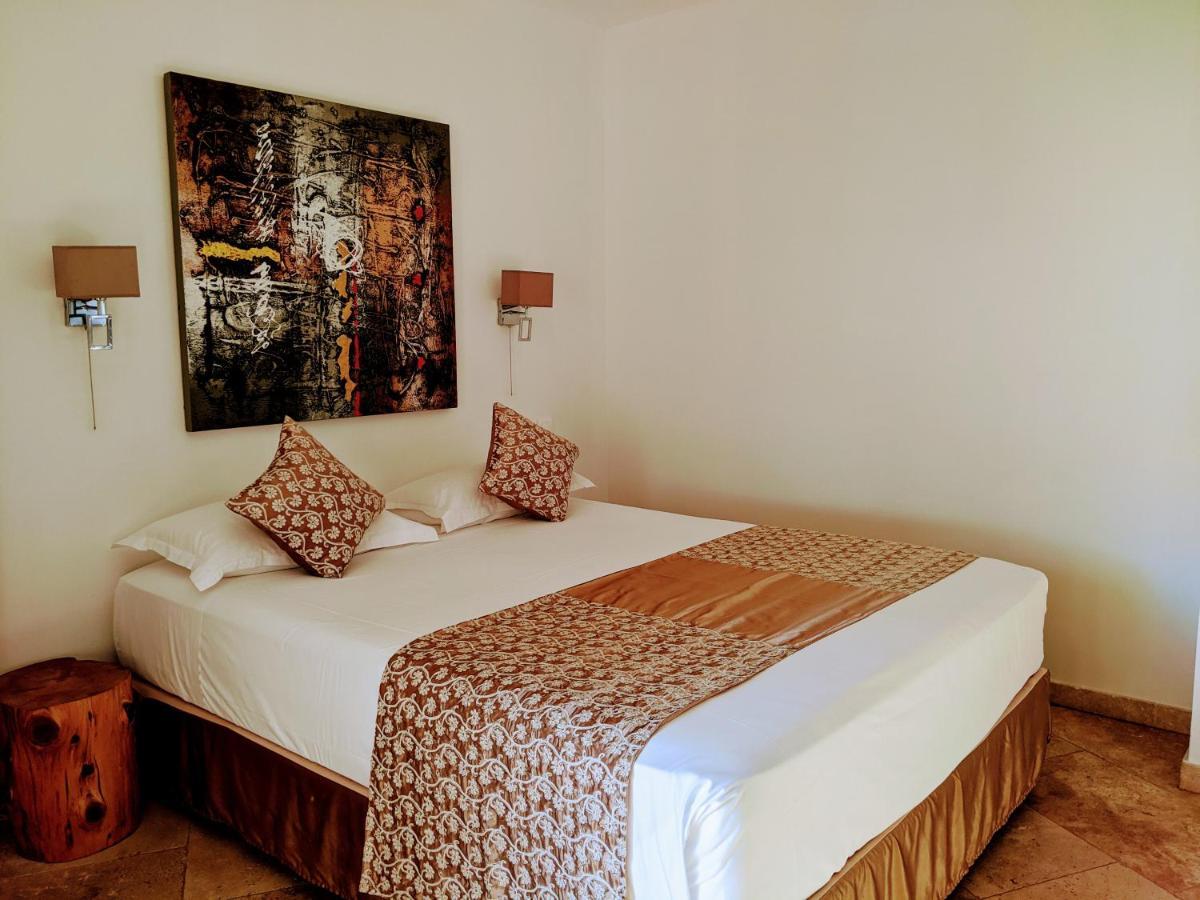 Hotel Licetto Бонифачо Екстериор снимка